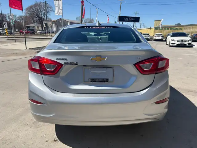 2018 CHEVROLET CRUZE LT - B/U CAM - HEATED SEATS - VOCAL ASSIST - Photo 4