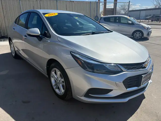 2018 CHEVROLET CRUZE LT - B/U CAM - HEATED SEATS - VOCAL ASSIST - Photo 7