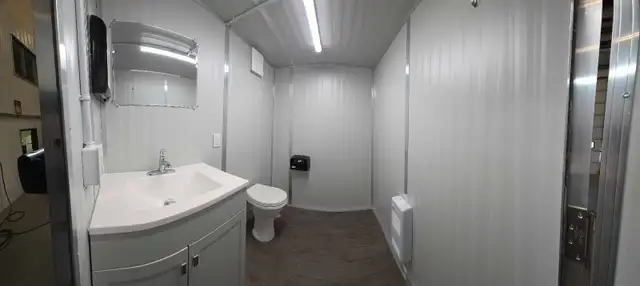Mobile Washroom Trailer - Photo 5