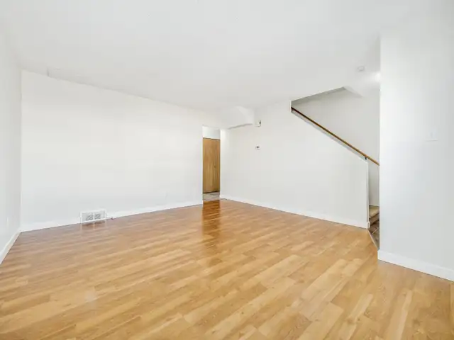 3 Bedroom Town house for rent on Westside - Photo 3