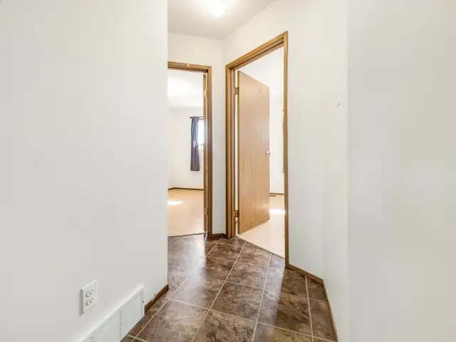 3 Bedroom Town house for rent on Westside - Photo 11