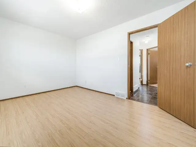 3 Bedroom Town house for rent on Westside - Photo 17