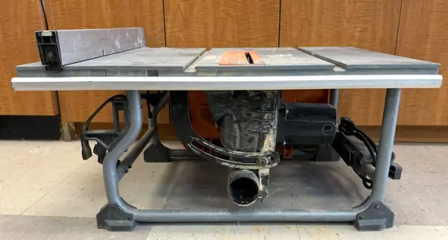 RIDGID 15 Amp 10'' Table Saw with Folding Stand $299 - Photo 2