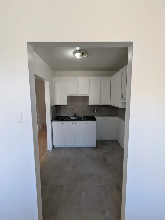 4½ ROSEMONT | Balcon | Chauffage & Eau chaude inclus | Disponibl - Photo 10