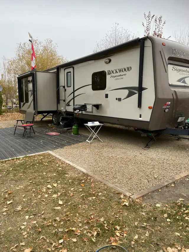2014 Rockwood Travel Trailer for sale