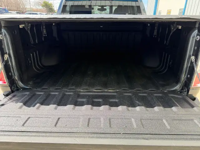2017 GMC Canyon 4WD SLE - Photo 11