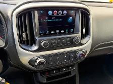 2017 GMC Canyon 4WD SLE - Photo 19