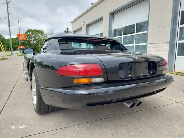 2000 Dodge Viper RT-10 LOW LOW Mileage - Photo 2