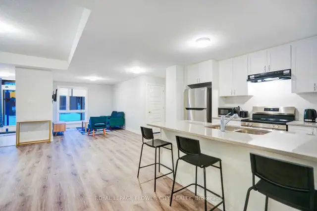 Townhouse -Home for rent - Photo 4