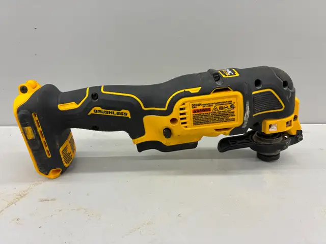 Dewalt DCS354 20V Multi-Tool - Photo 2