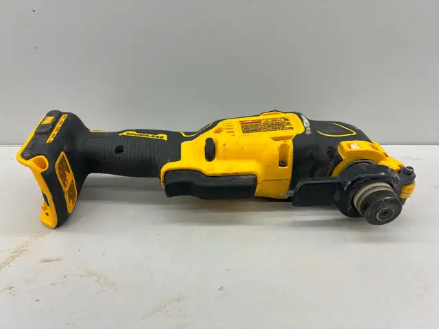 Dewalt DCS354 20V Multi-Tool - Photo 3