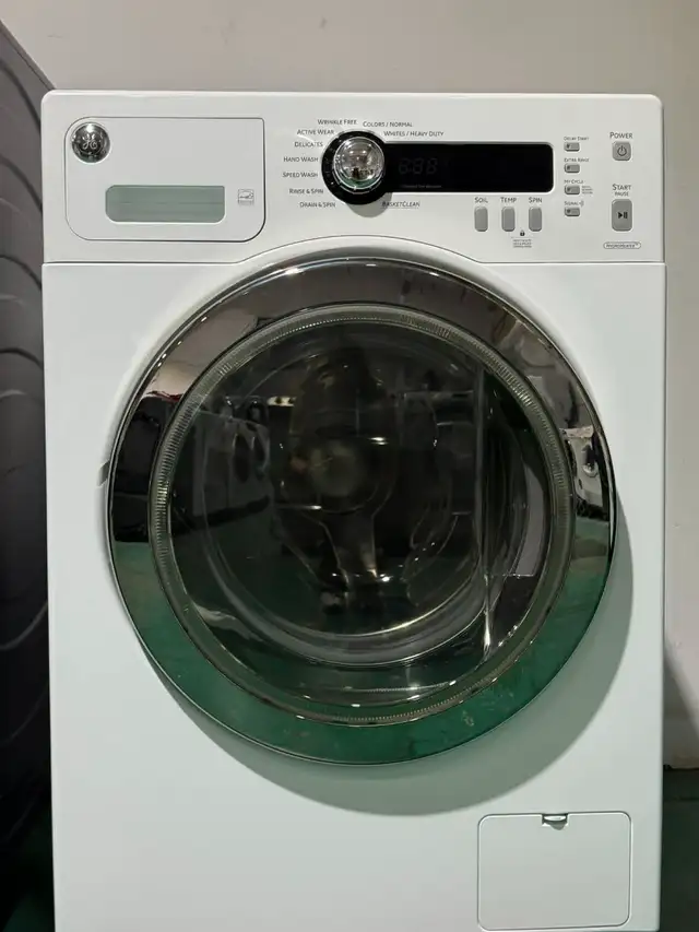 Reconditioned GE Apartment Size (24 inch) Washer (W7368)