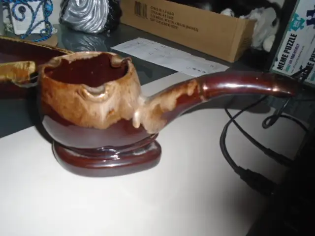 Vintage - Pipe Shaped Ashtray w/ Matching Tobacco Holder - Photo 3