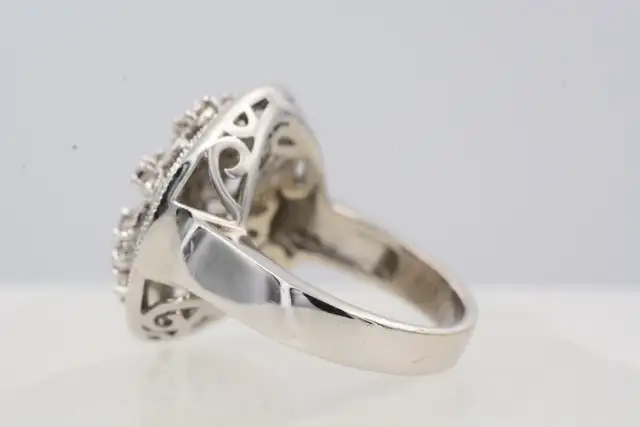 14K ORNATE LRG FLORAL CLUSTER RING - Photo 2