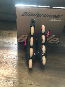 Roller blades