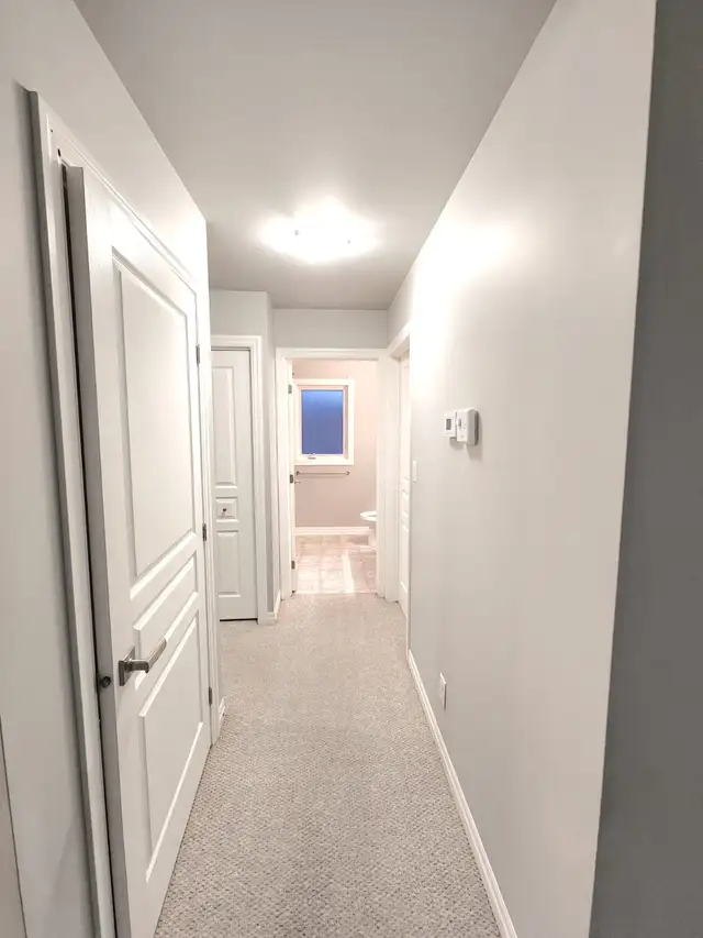 Inclusive Rent! 3 bedrooms 2 Bathrooms Upper level Kingston West - Photo 5