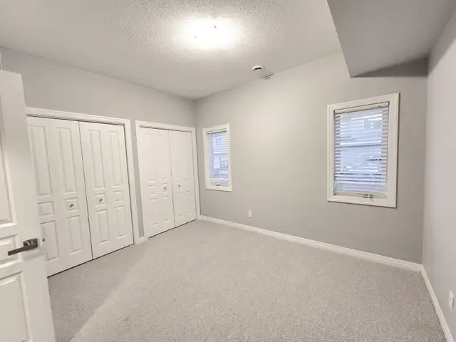 Inclusive Rent! 3 bedrooms 2 Bathrooms Upper level Kingston West - Photo 6