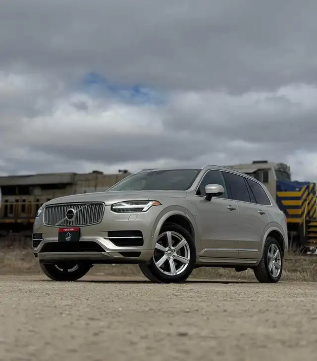 2016 Volvo XC90 T8 Inscription Hybrid - Photo 3
