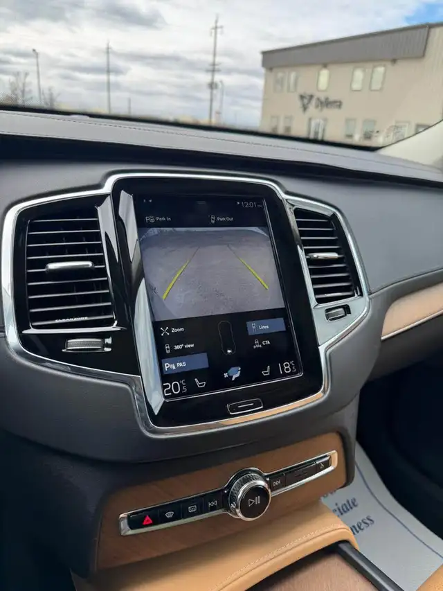 2016 Volvo XC90 T8 Inscription Hybrid - Photo 9