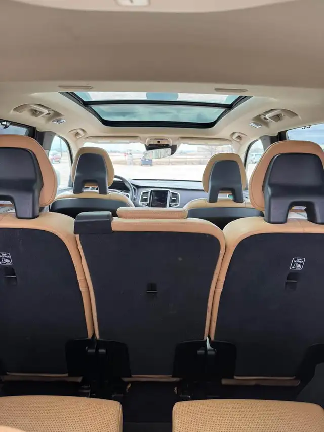 2016 Volvo XC90 T8 Inscription Hybrid - Photo 18