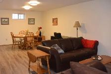 Fully furnished 2-bedroom, 1-bathroom suite for rent in Drayton!