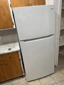 refrigerator / réfrigérateur
