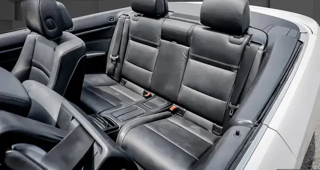 2008 BMW 335i Cabriolet – Twin-Turbo Hardtop Convertible - Photo 3