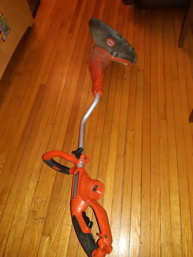 Black and Decker coupe-bordure $40 - Photo 2