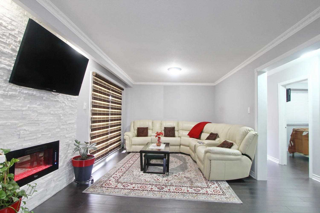 1 Bed 1 Bath - Beautiful, Bright, Ground-Level Unit - Photo 2