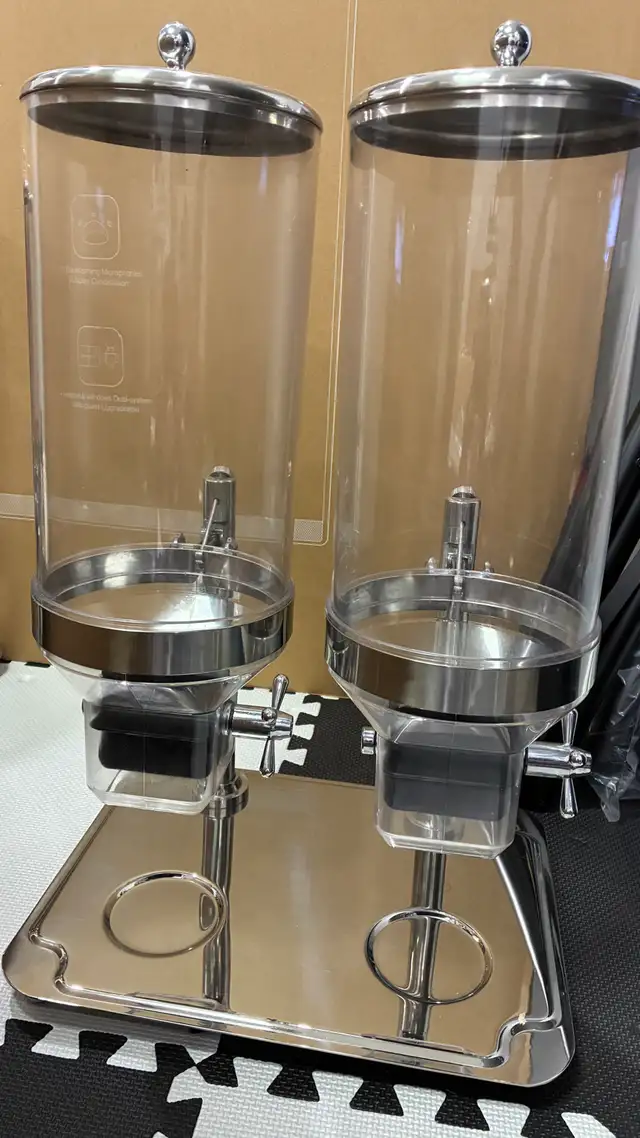 Stainless steel commercial grade dispenser