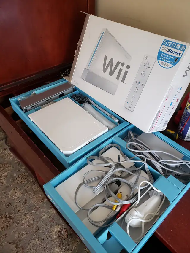 NINTENDO Wii FULL SET VIDEO GAME BOX IN BNEW COND.