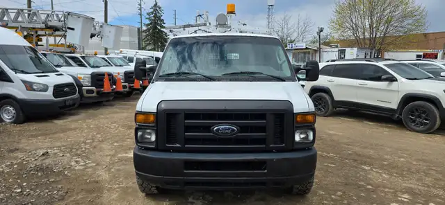 2009 Ford Econoline Cargo Van - Roof Rack & Shelbin - Photo 2