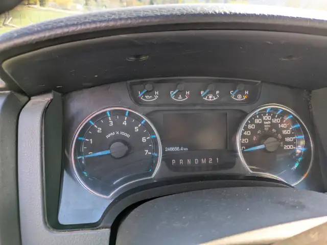 2014 Ford F-150 - Photo 2