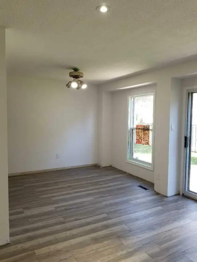 Room For Rent In House - Photo 2