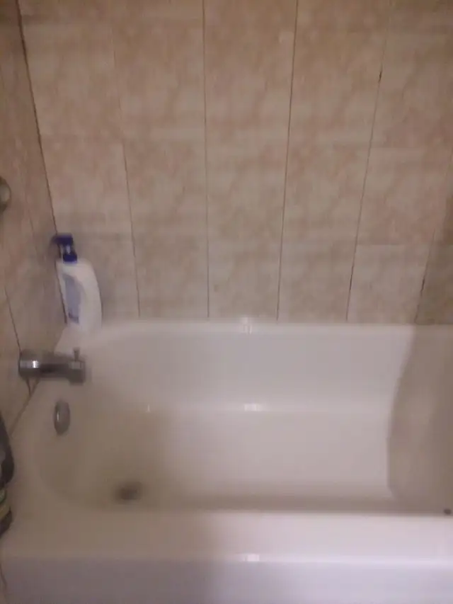 800 1st June Rent Room Eglinton /Martingrove incl laundry, utili - Photo 4