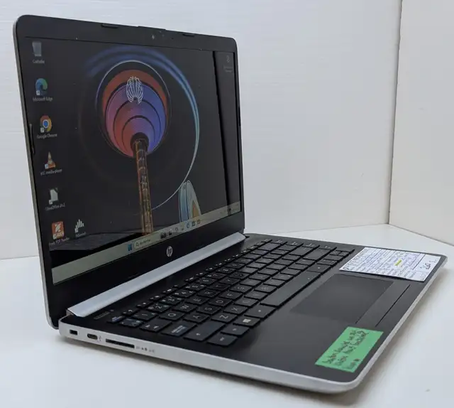 Laptop HP i5 8e Gén / 8Go DDR4 / SSD NVMe 256Go / Batterie NEUVE - Photo 3