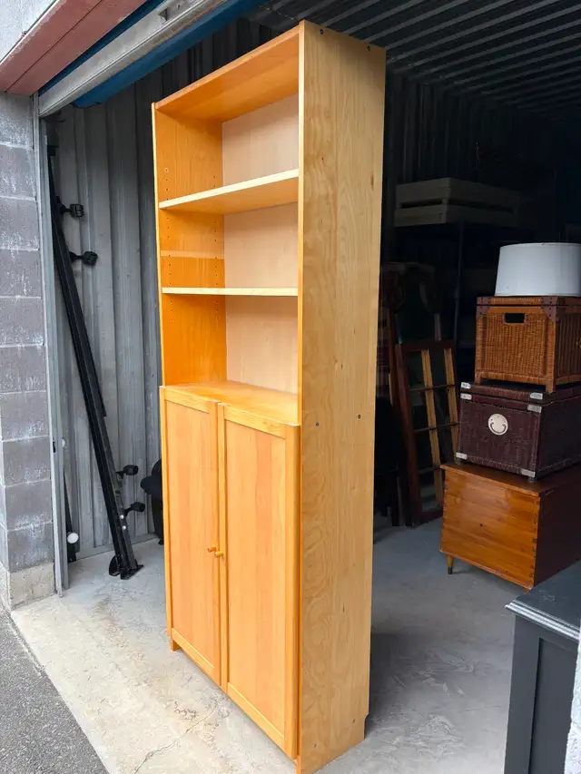 Storage Cabinet / Book Shelf - Photo 2
