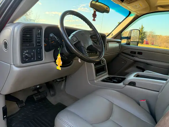 2006 GMC Sierra 3500 - Photo 6