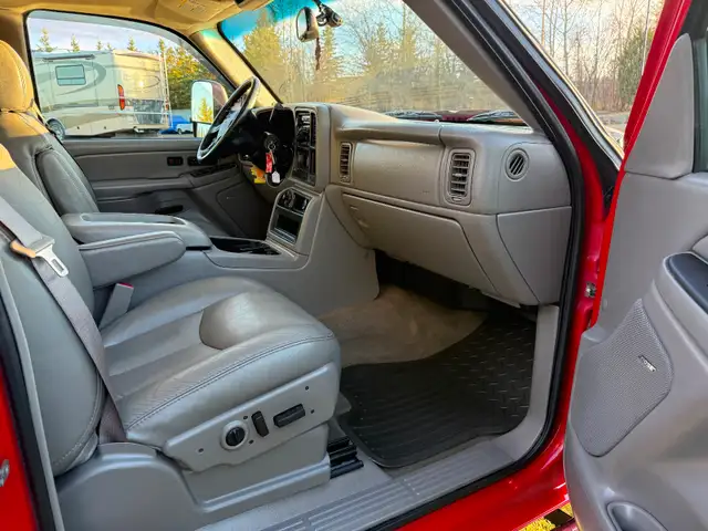 2006 GMC Sierra 3500 - Photo 7