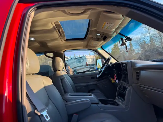 2006 GMC Sierra 3500 - Photo 9
