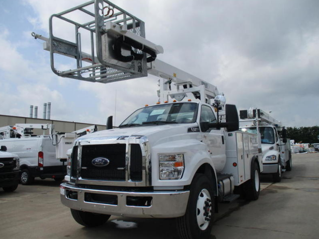2018 Ford F750 Versalift VTP-40-NE Bucket Truck