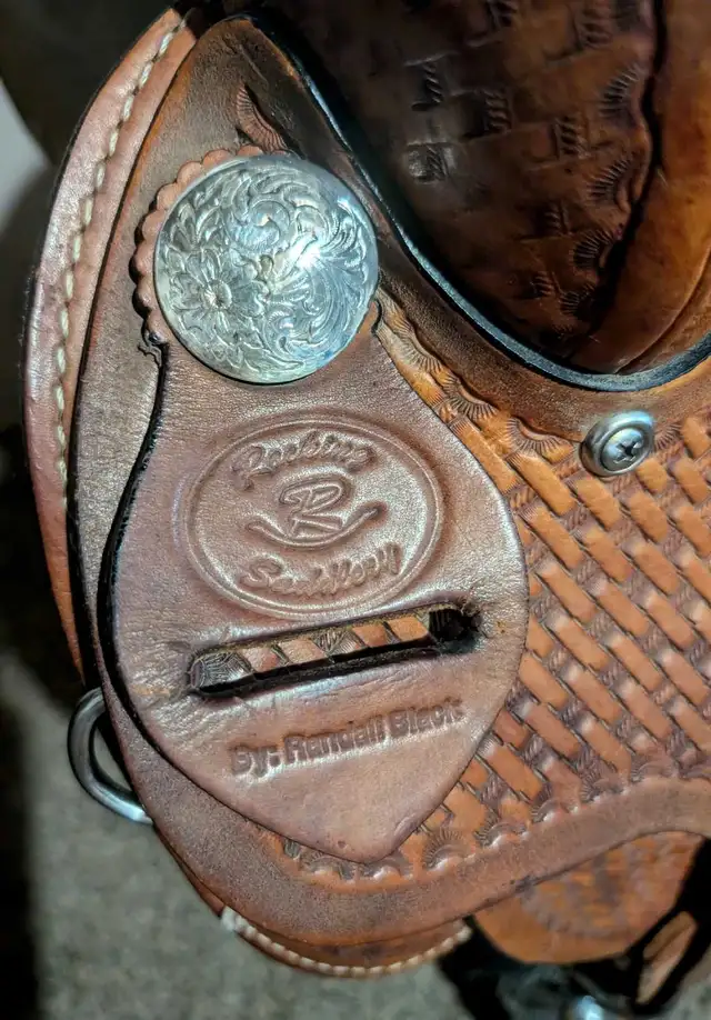 Western Saddle - Photo 3