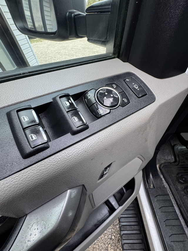 2020 Ford Super Duty F-250 SRW 4x4 — CERTIFIED — - Photo 8