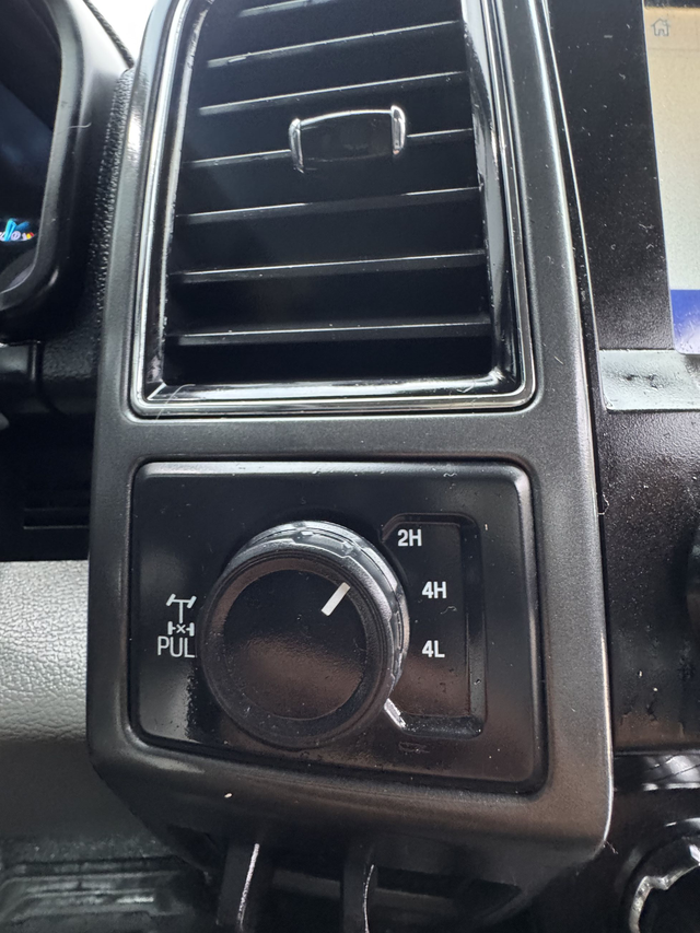 2020 Ford Super Duty F-250 SRW 4x4 — CERTIFIED — - Photo 15