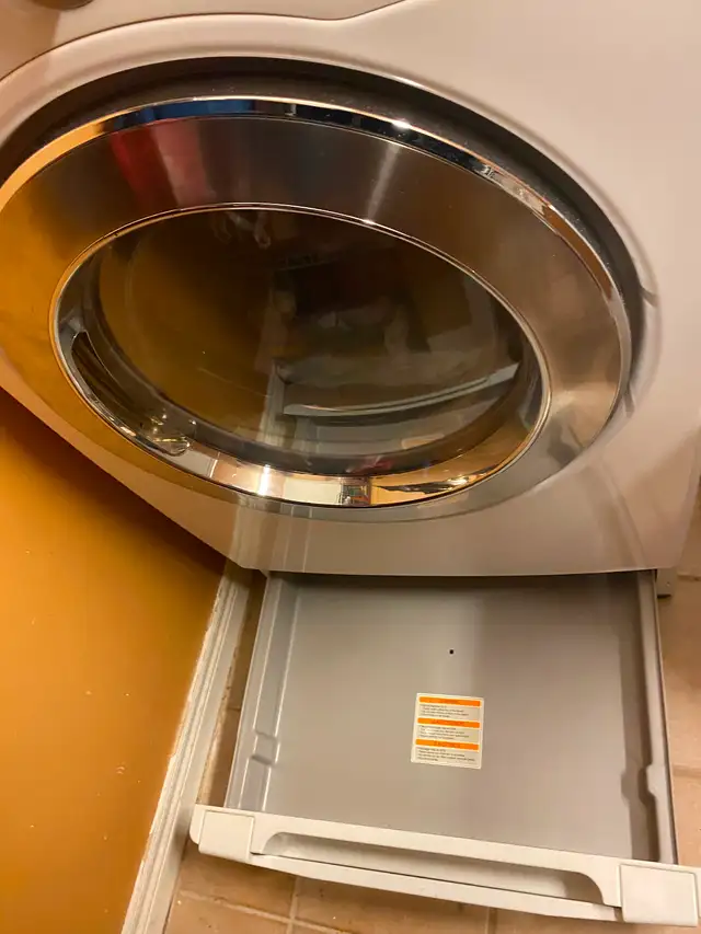 Lg Tromm Electric Dryer - Photo 4