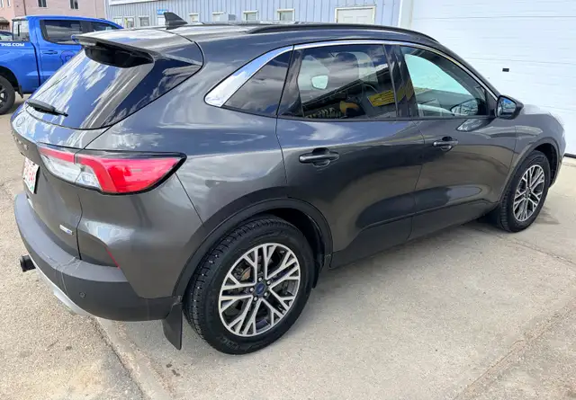 2020 Loaded Ford Escape - Photo 3