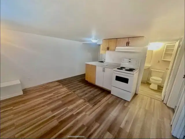 Small 2 Bedroom basement unit for rent - Photo 2
