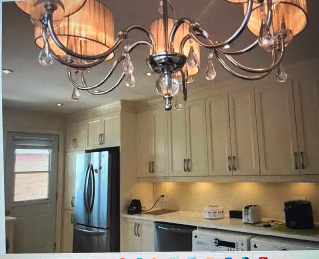 BREATHTAKING TWO BEDROOM APARTMENT FOR JULY 1ST
