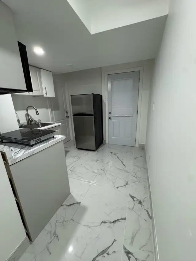 one bedroom apartment for rent in Milton - Photo 5