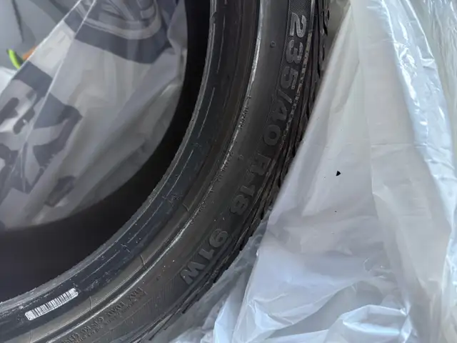Tires 235/40R18 - Photo 5